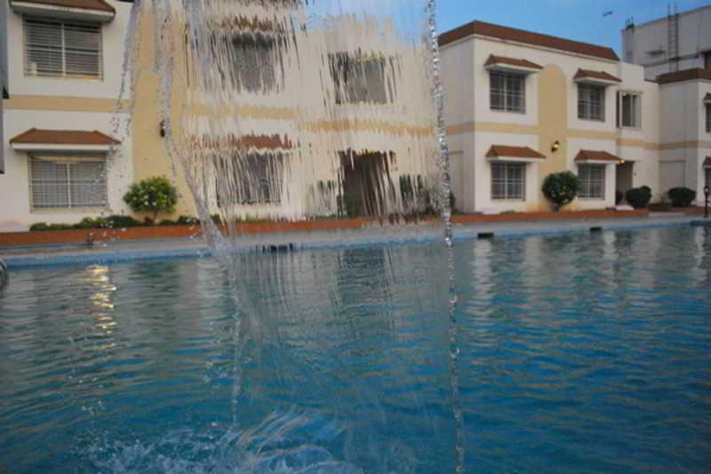 Hotel Atithi Aurangabad  Exterior photo