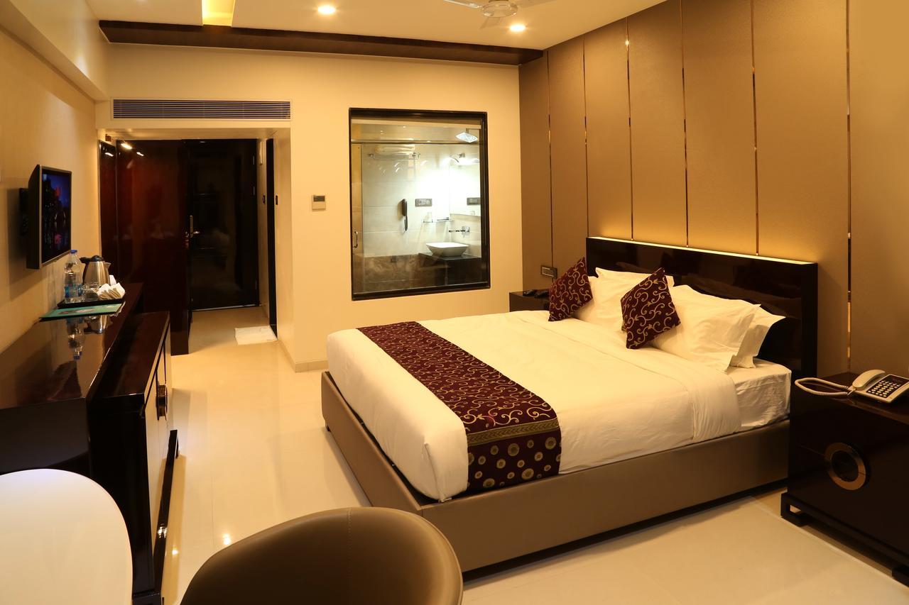 Hotel Atithi Aurangabad  Exterior photo